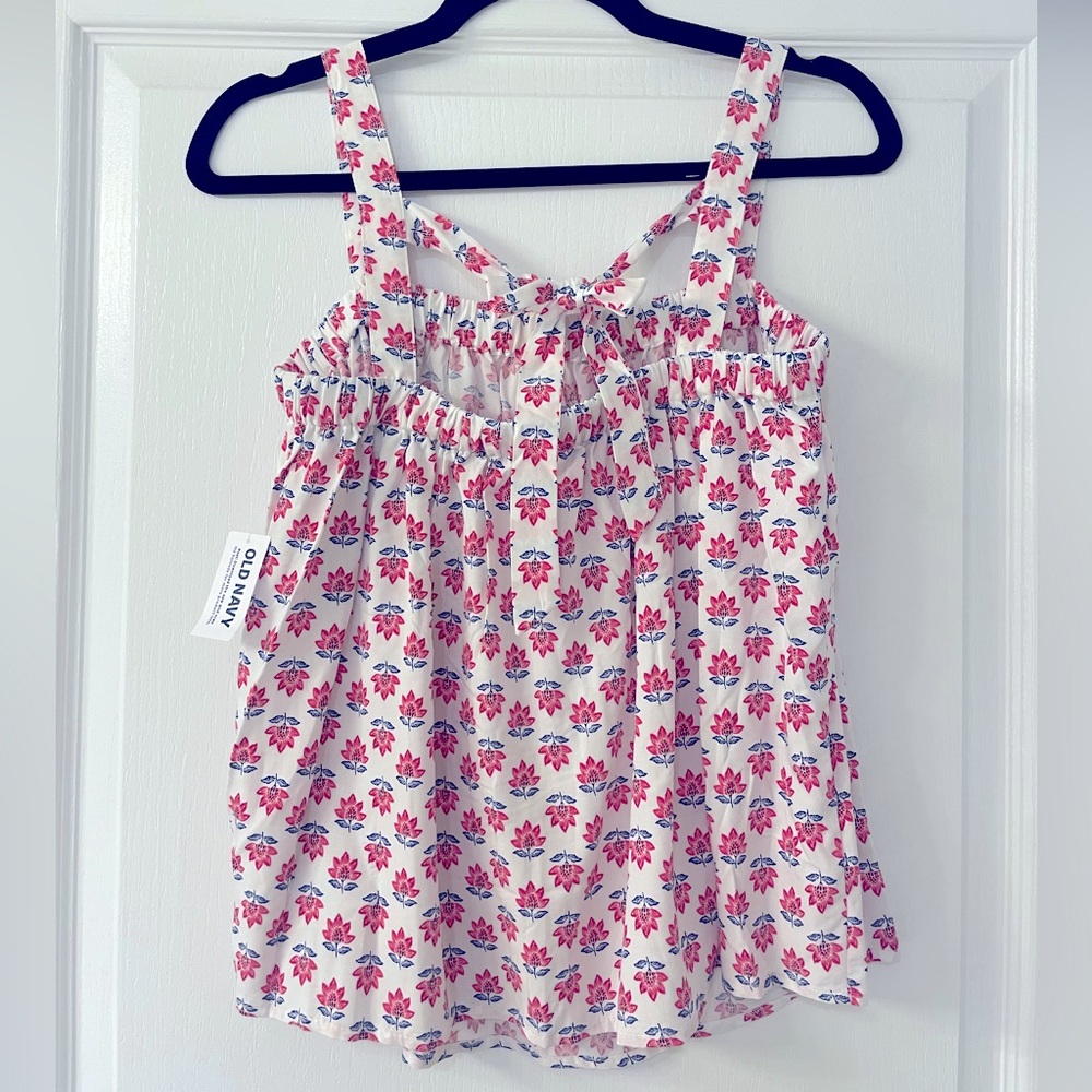 Old Navy Tie-Back Cami Swing Blouse 🌷